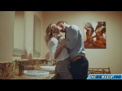 ❤️ როცა მკერდი ქერა აცდუნებს საჯარო საპირფარეშოში ❤❌ სუპერ სექსი ka.sexindrag.ru ﹏